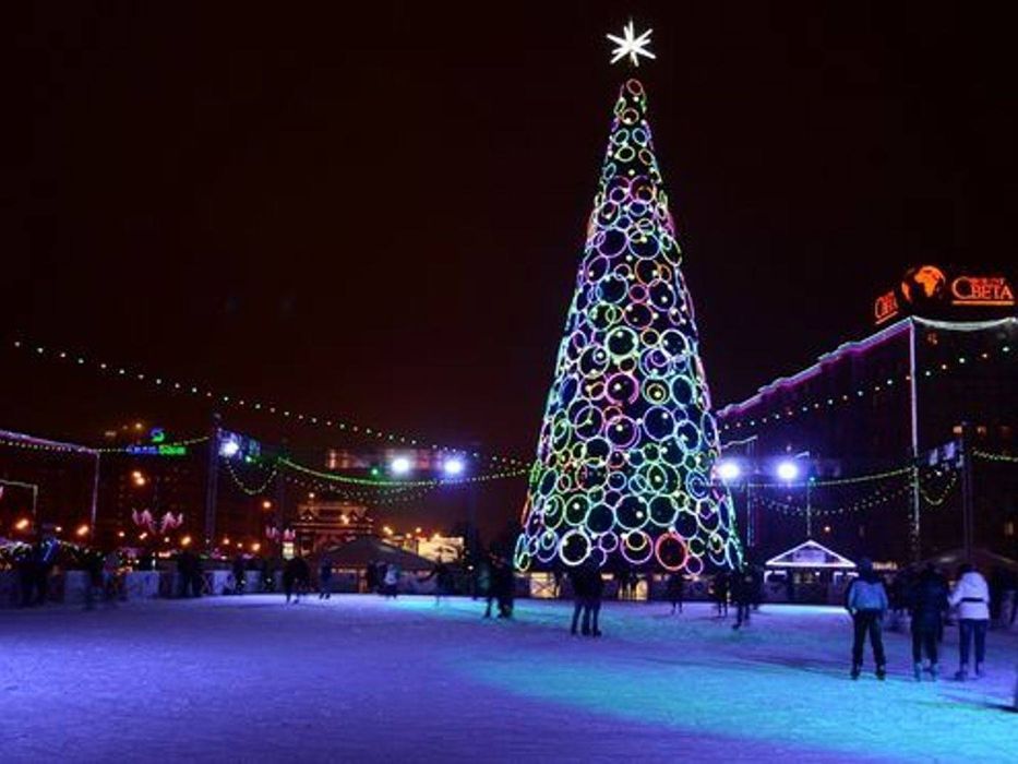 Yangi yil archasini oʻrnatish установка навогоднех ёлки