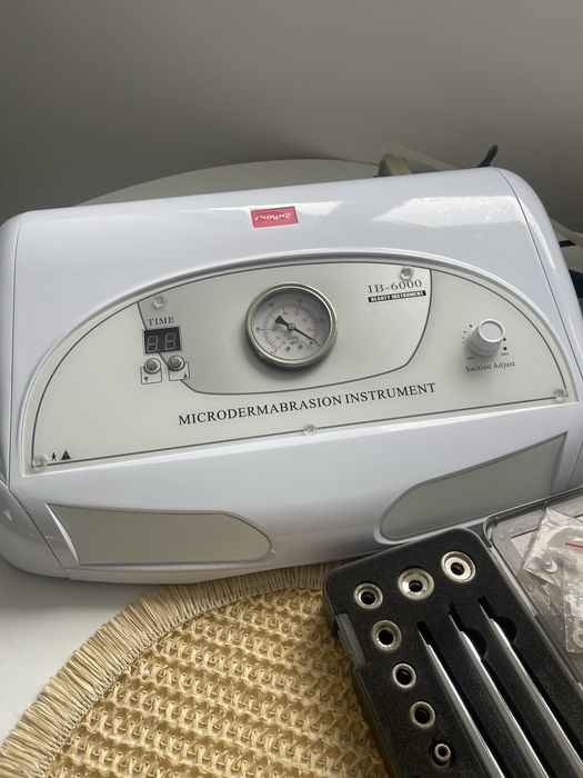 Microdermabraziune ROWE