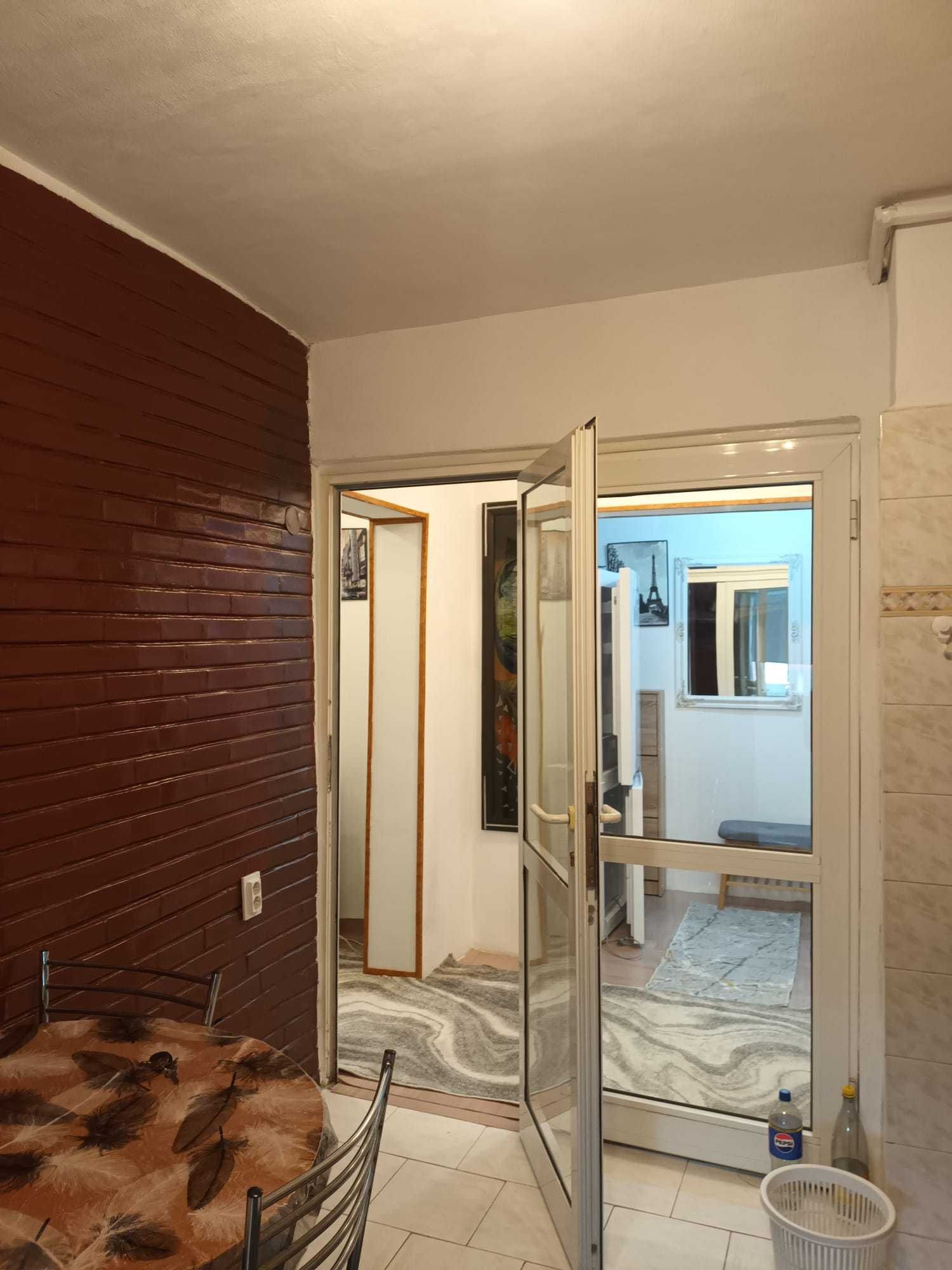 Agentie inchiriem apartament 2 camere B-dul. 1 Mai-Sara,etj.1,Centrala