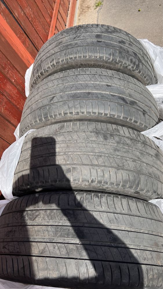 Anvelope de vara Michelin 235 /45 / R 18 . DOT 2014 .