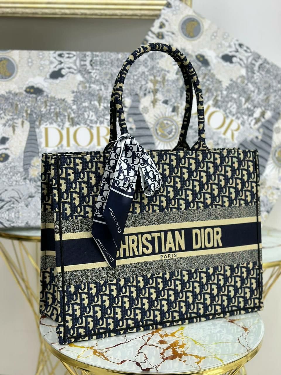 Сумки Dior в фирменной подарочной коробке