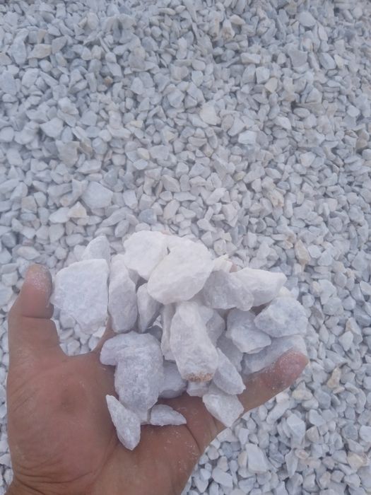 Kiroshka sichka pil qora kiroshka oq qum shakarcha