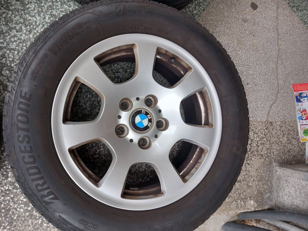 Джанти с гуми 16 5х120 Bmw E60 E61