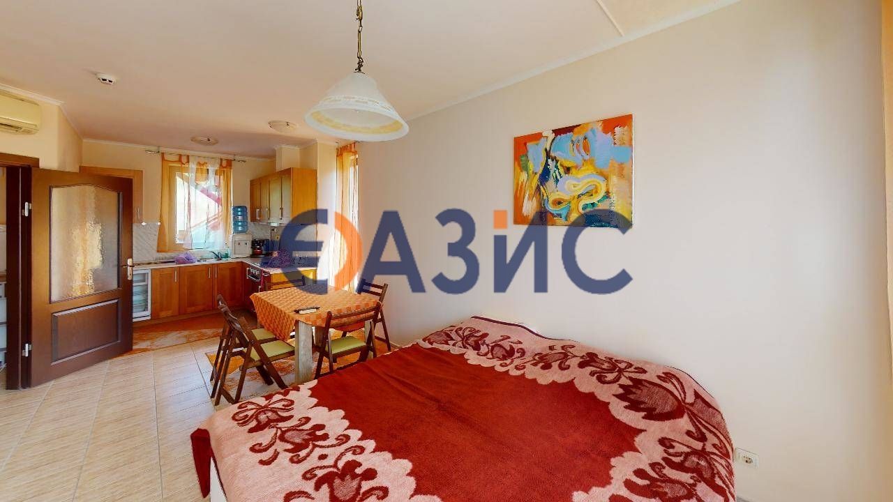 Продава се Двустаен апартамент в с. Кошарица, Област Бургас - 68 кв.м за 839 €/кв.м - Снимка #1