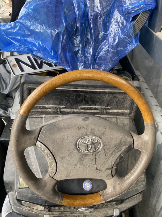 Руль на камри,алфарт,естима