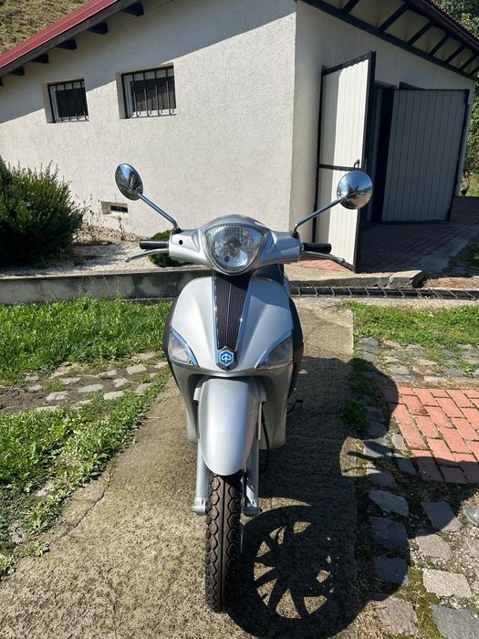 Scuter Piaggio Liberty