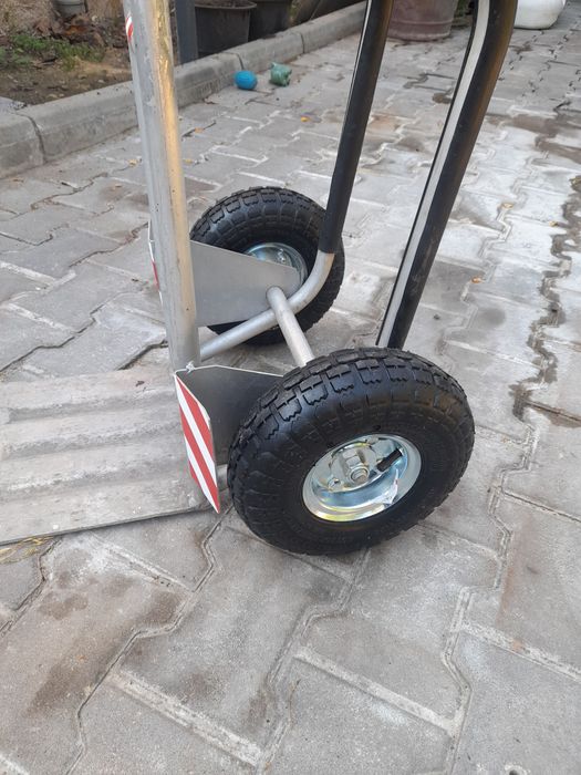 Cărucior transport marfa