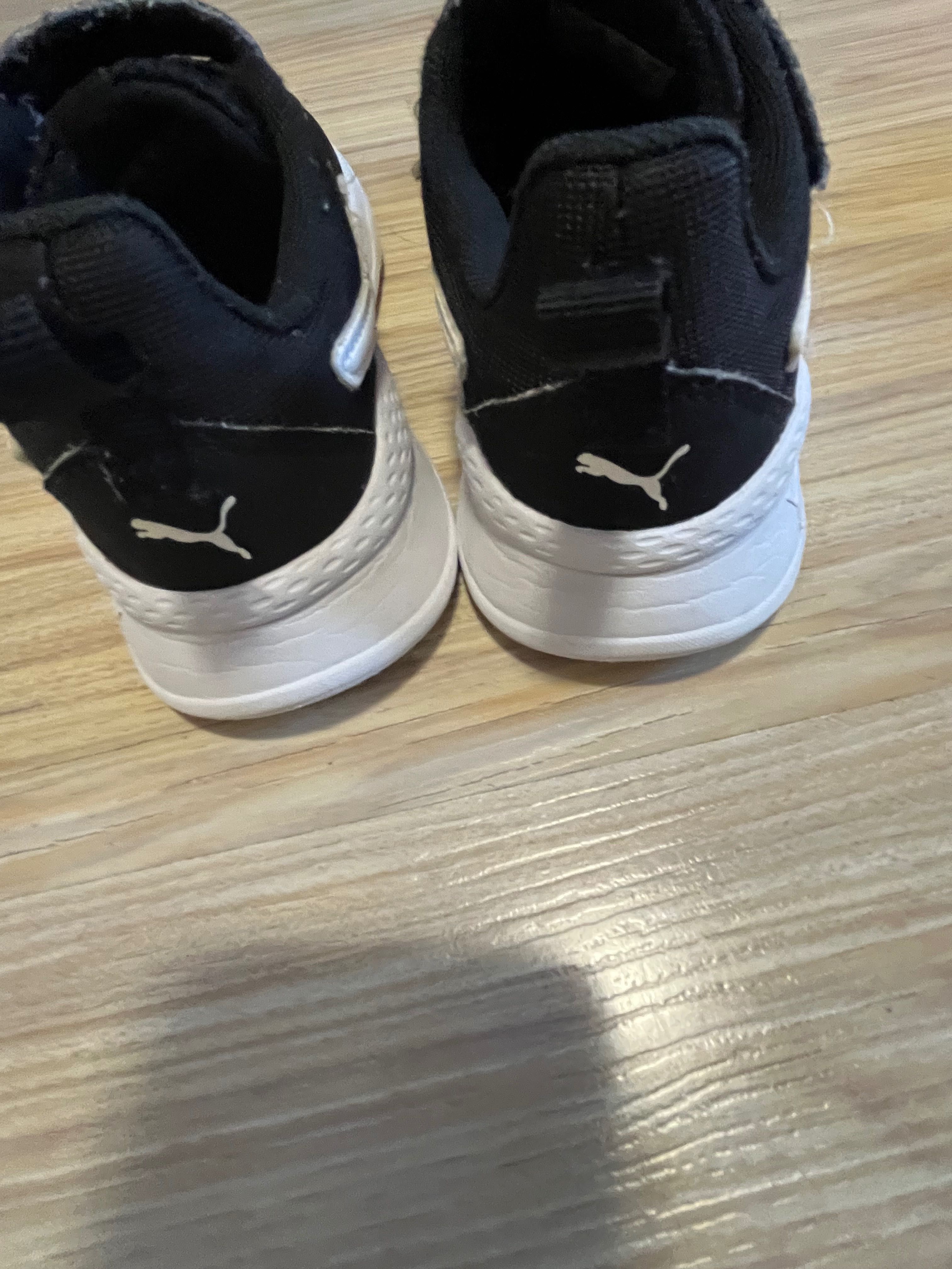 Маратонки.  PUMA