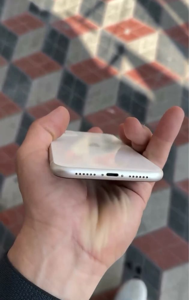 Iphone 11 kafolati bor