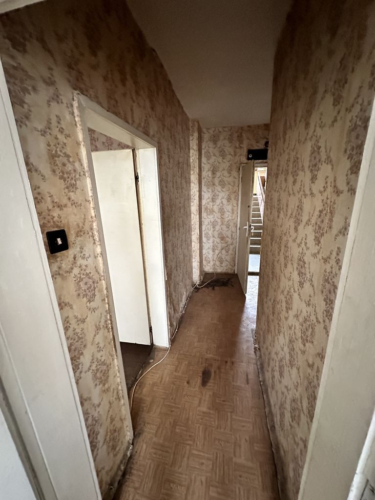 Продава се Двустаен апартамент в Силистра, Изток - 39 кв.м за 903 €/кв.м - Снимка #4