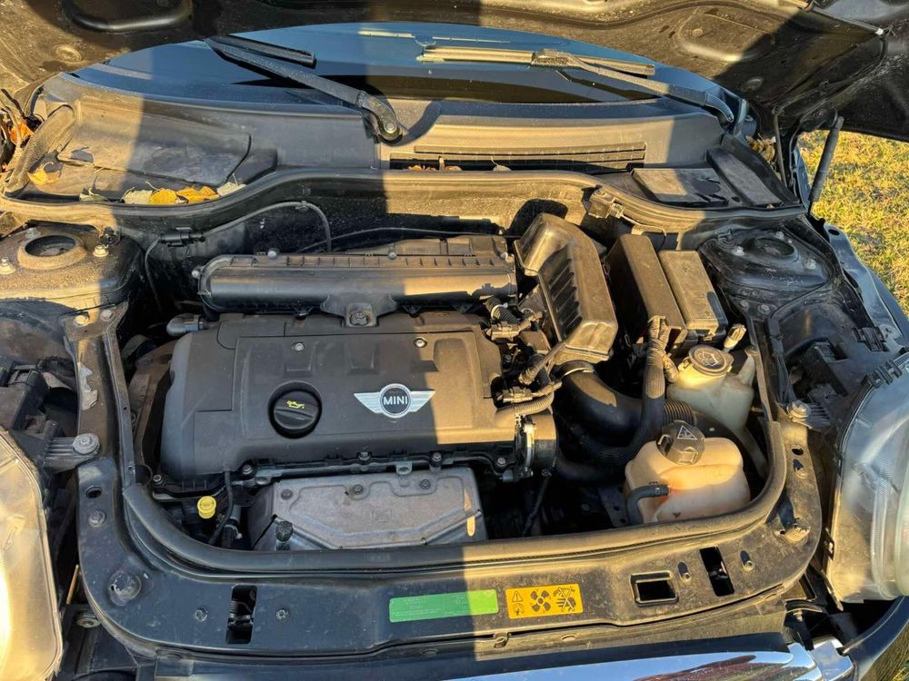 Mini Cooper 1.6, 120к.с.