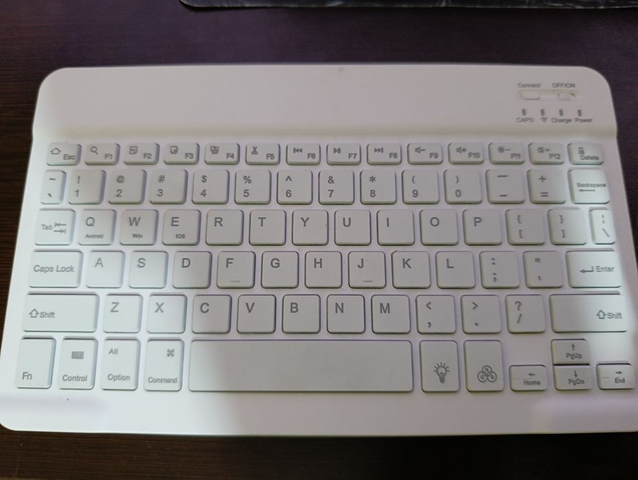 Безжична мишка и клавиатура