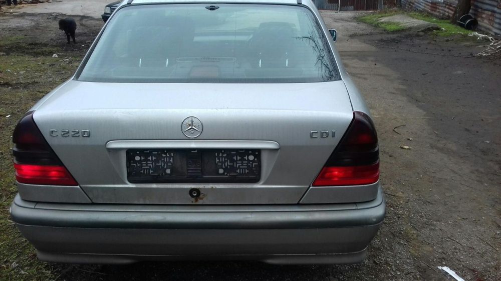 Mercedes C220CDI 125к.с. на части