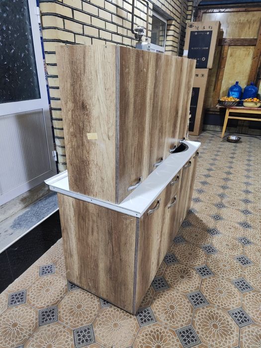 Kuxonni mebel gaz plita