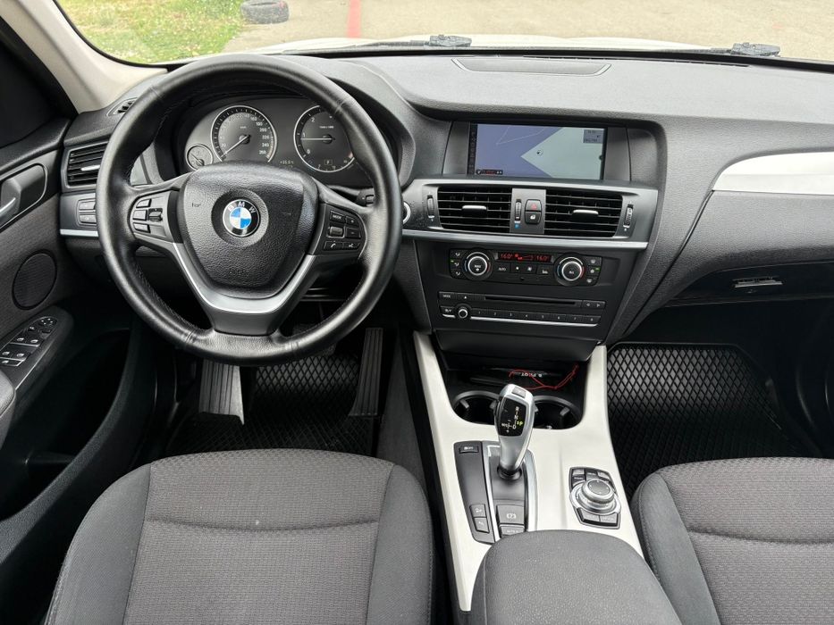 Bmw x3    facelift
