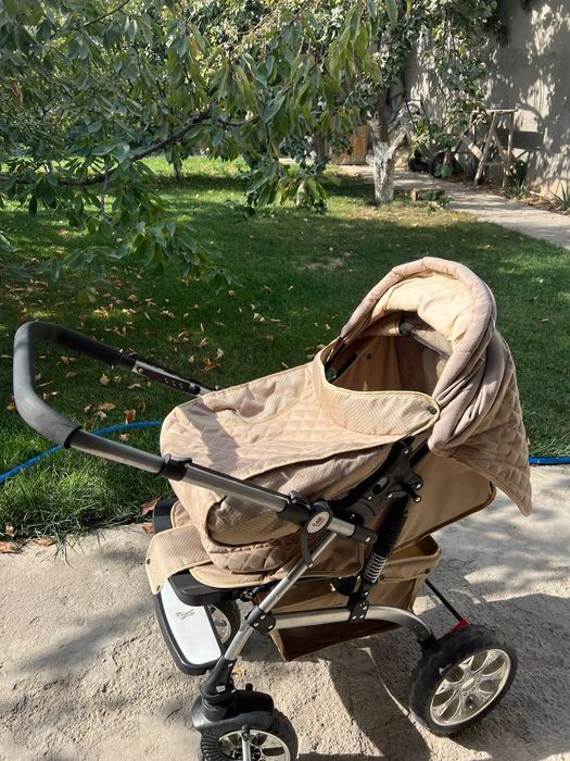 Коляска цена договорная