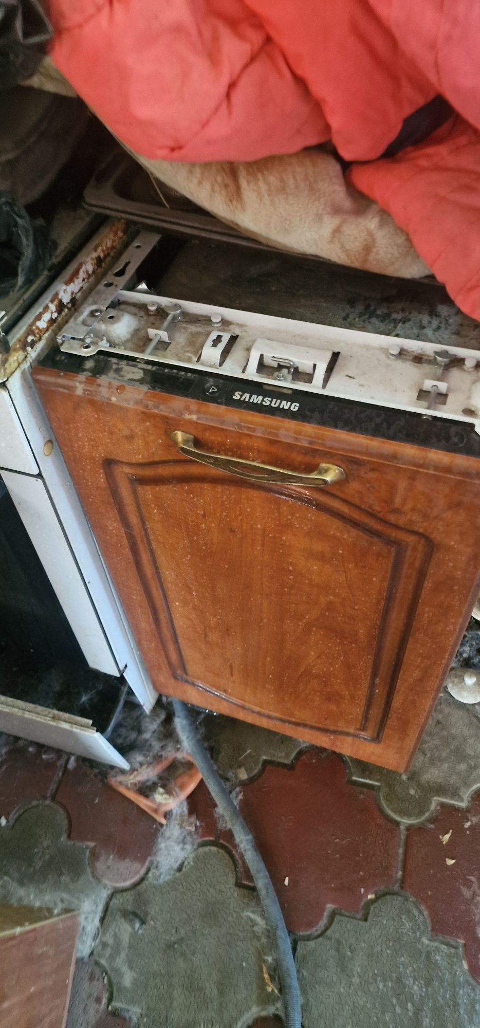 Продам кухонную мебель