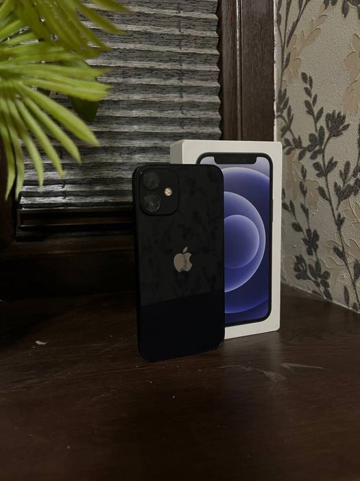 Здравствуйте обменивая iPhone 12 mini