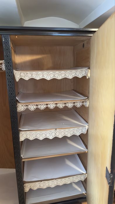 Vand set mobilier vintage din lemn de fag