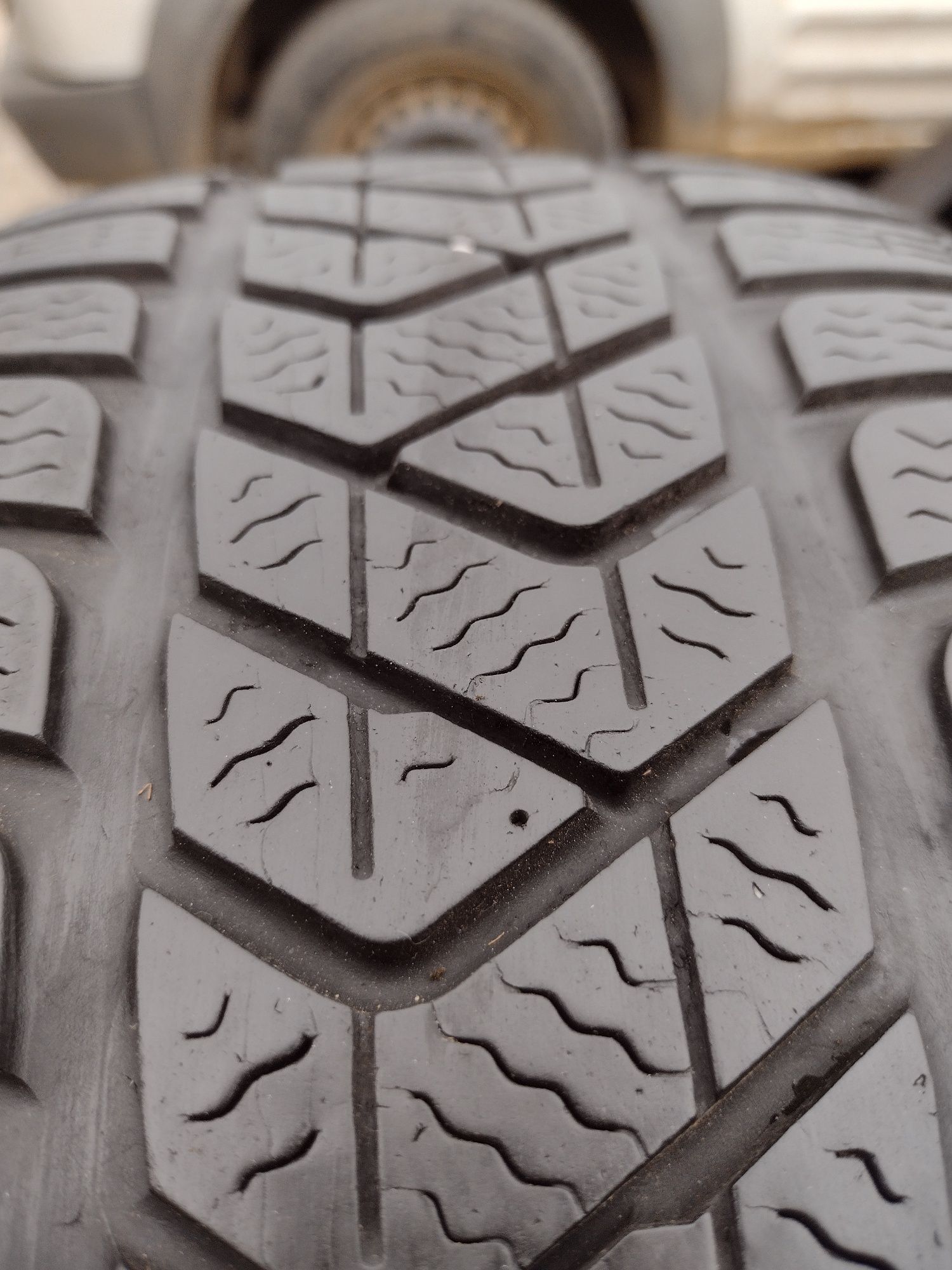 Pirelli 2бр.215/60/16 дот4319