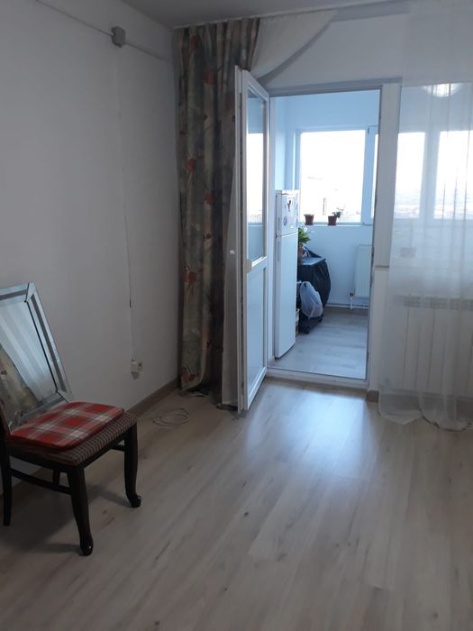 Vând garsonieră Pitești