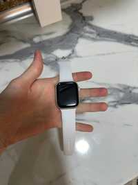 Apple Watch Series 8 45mm с гарантией
