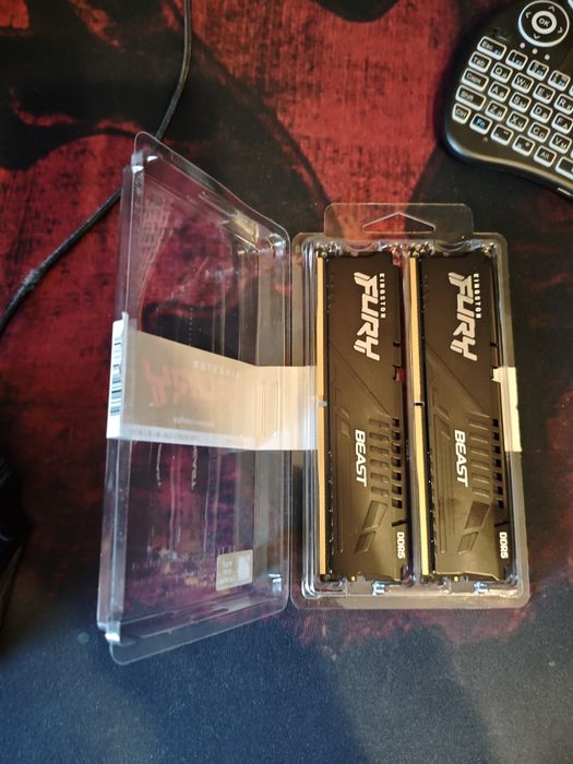 Озу kingston fury beast 2 x 32 =64gb 6000mt/s