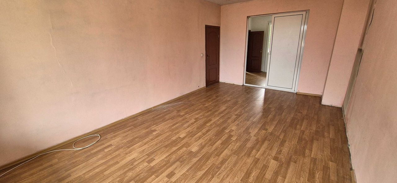 Продава се Многостаен апартамент в Разлог - 120 кв.м за 584 €/кв.м - Снимка #4