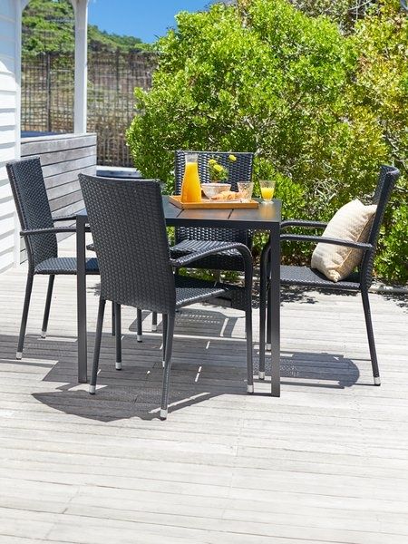 Стифиращ стол черен