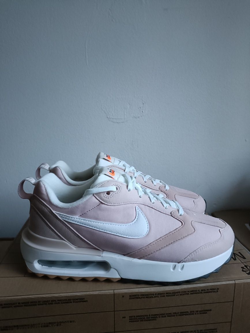 Nike Air Max Dawn номер 39