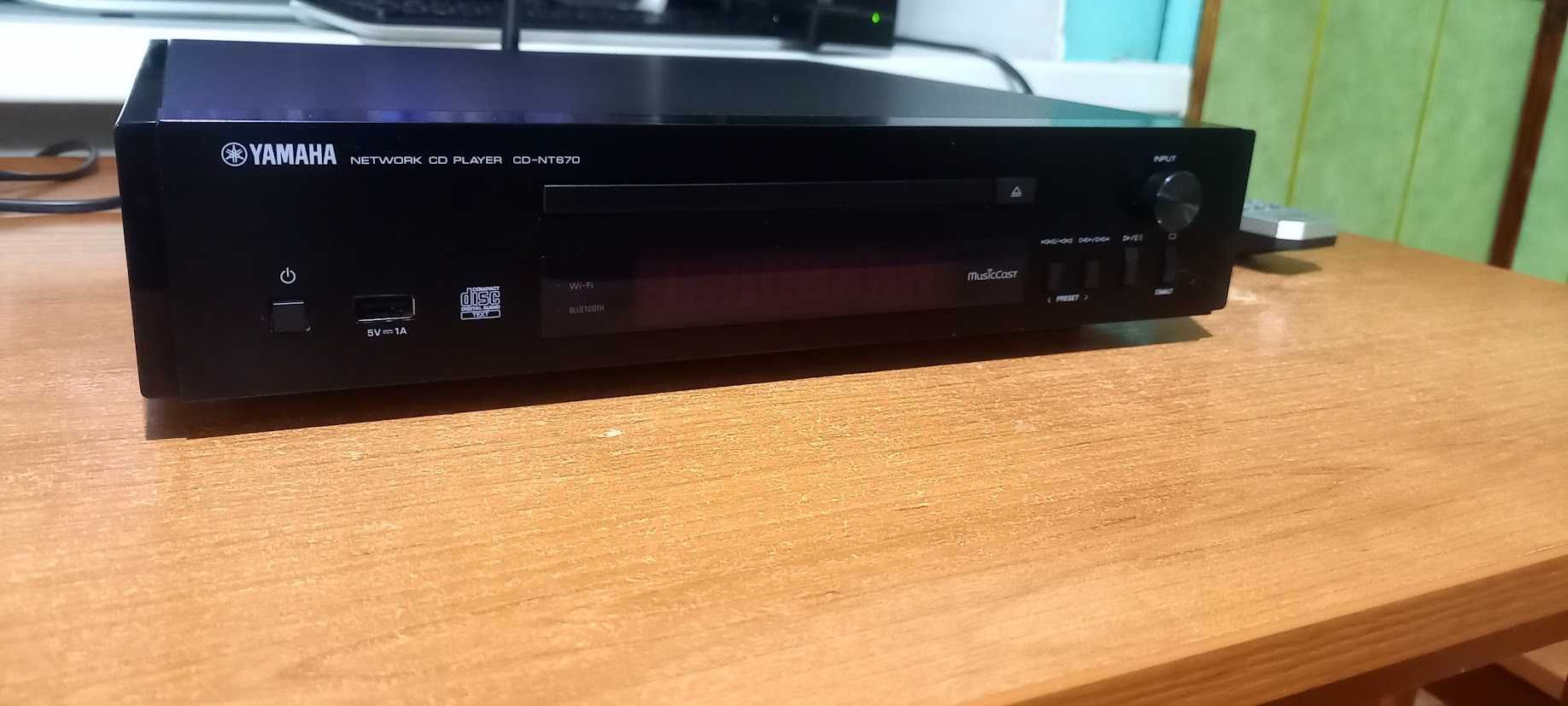 Yamaha CD NT 670