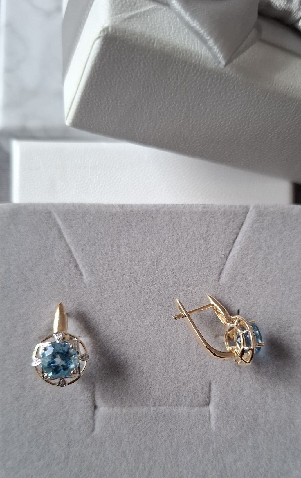 Cercei aur 14k diamante si topaz
