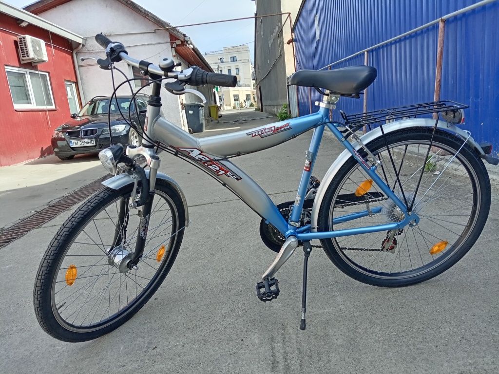 Vând bicicleta Pegasus din aluminiu