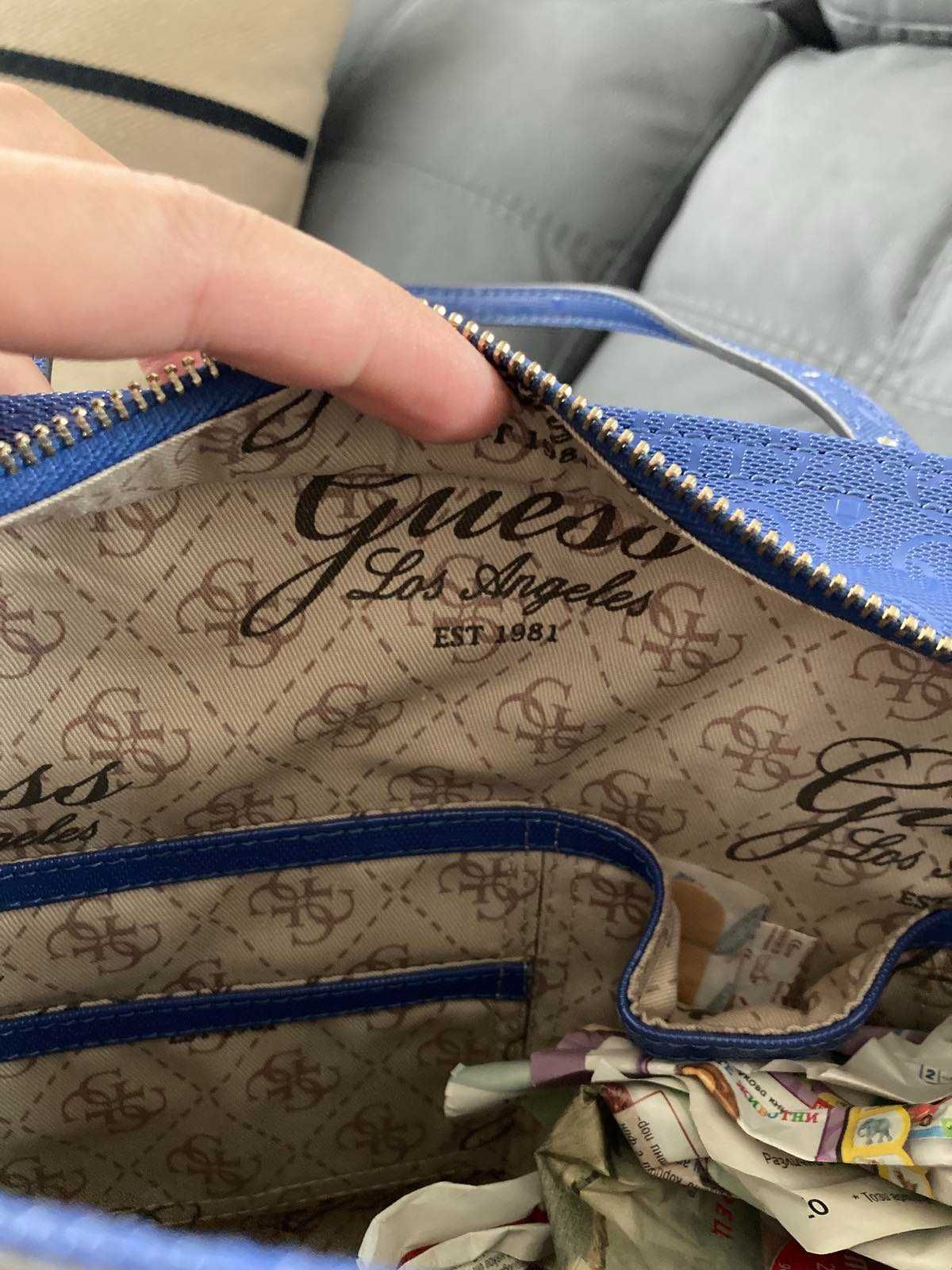 Оригинална чанта GUESS