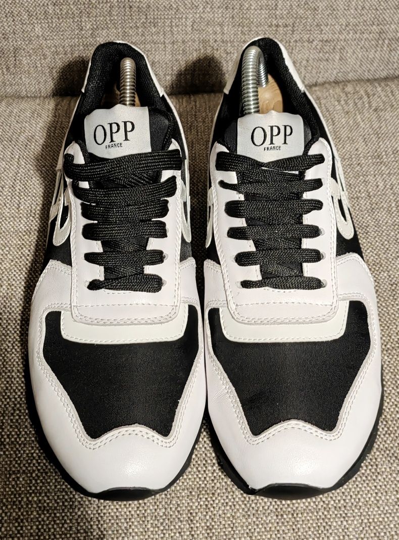 Sneakers Opp France mar. 39