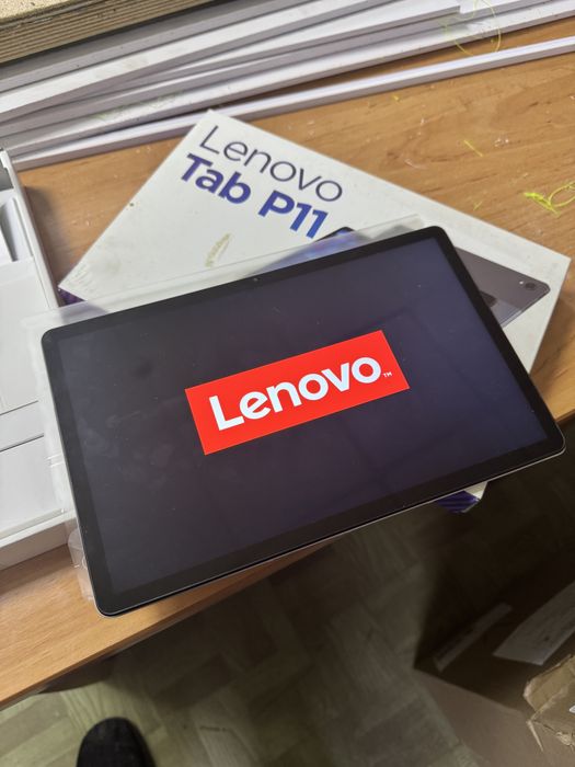 Планшет Lenovo Тab P11