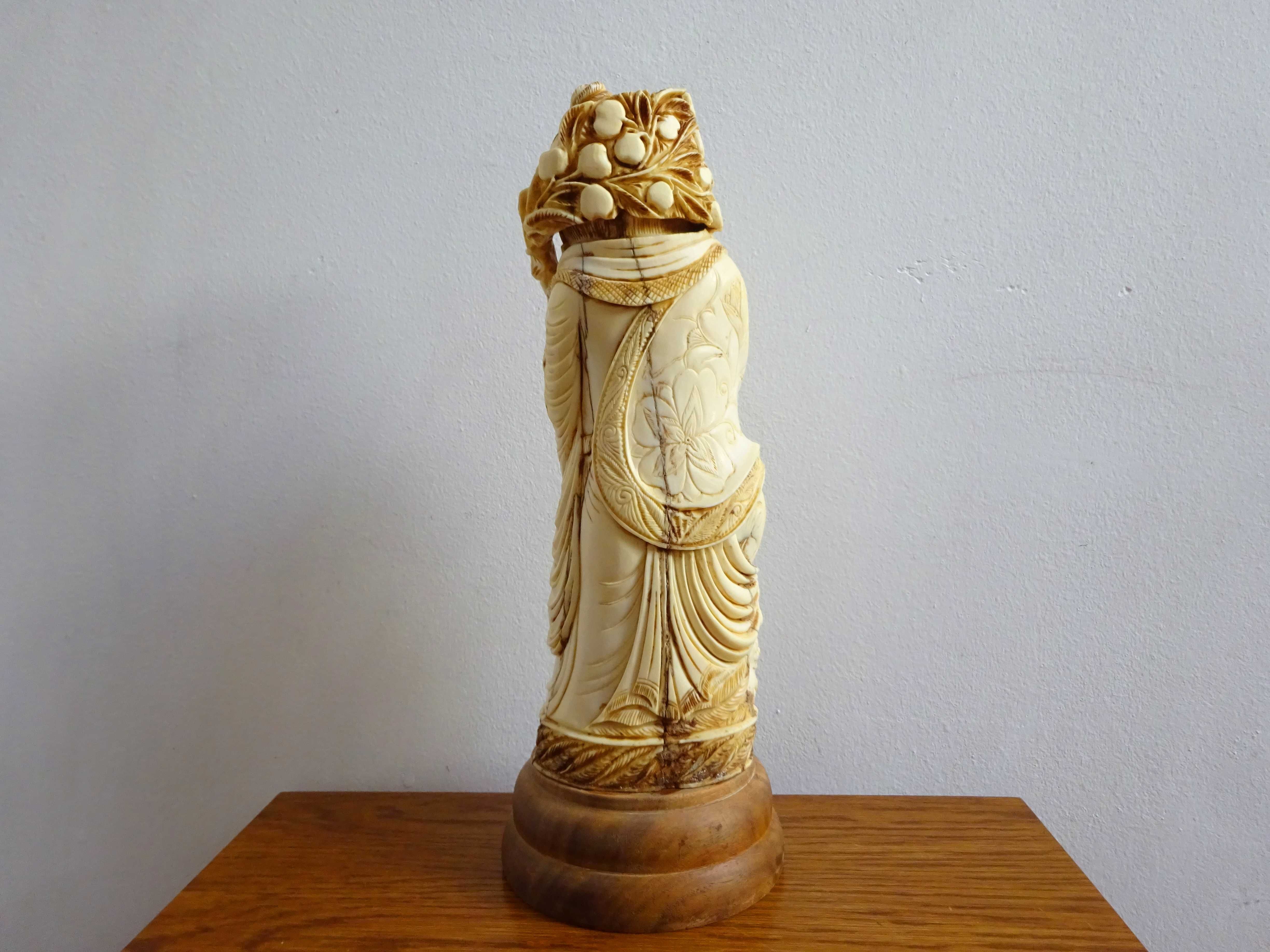 Statueta asiatica sculptata manual - Sculptura Veche si Rara