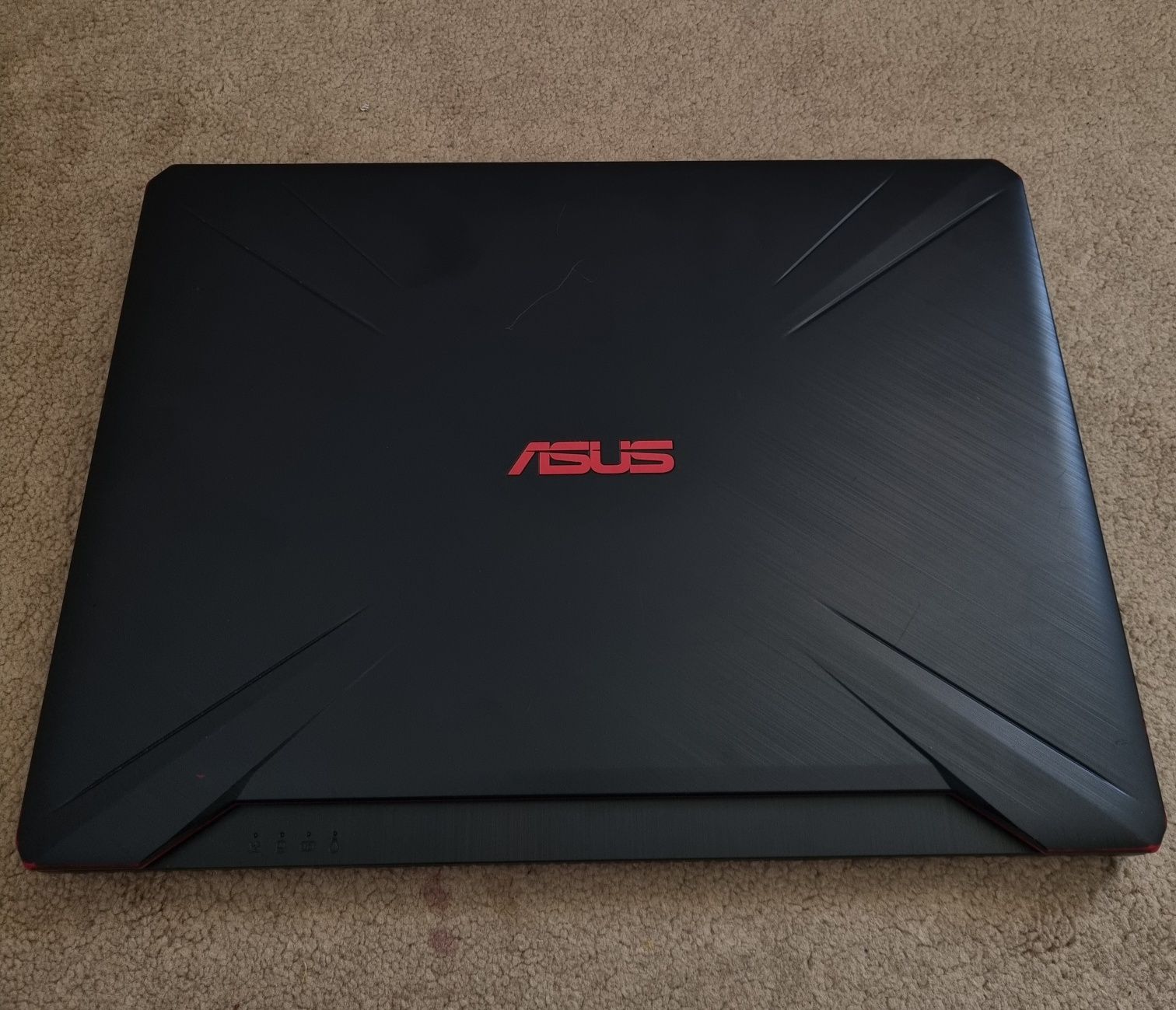 ASUS Ryzen 5 3550H 8 DDR4 Radeon RX560 4gb