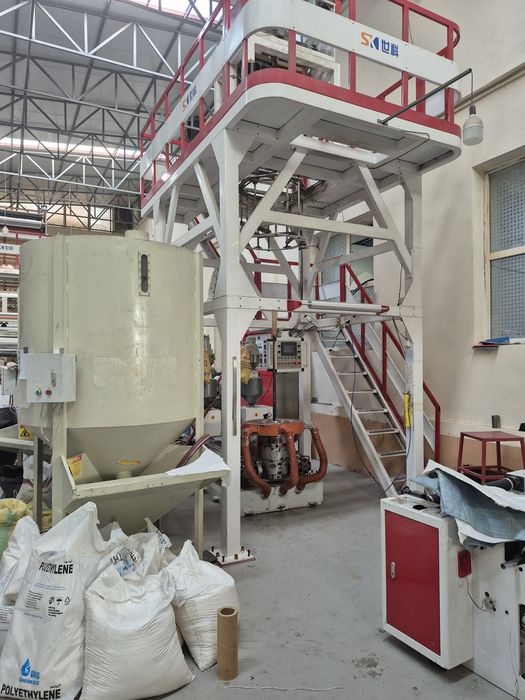 Салона пакетлар ишлаб чикариш комплект обарудованияси сотилади.