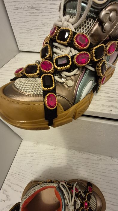 Оригинални изключително запазени маратонки Gucci