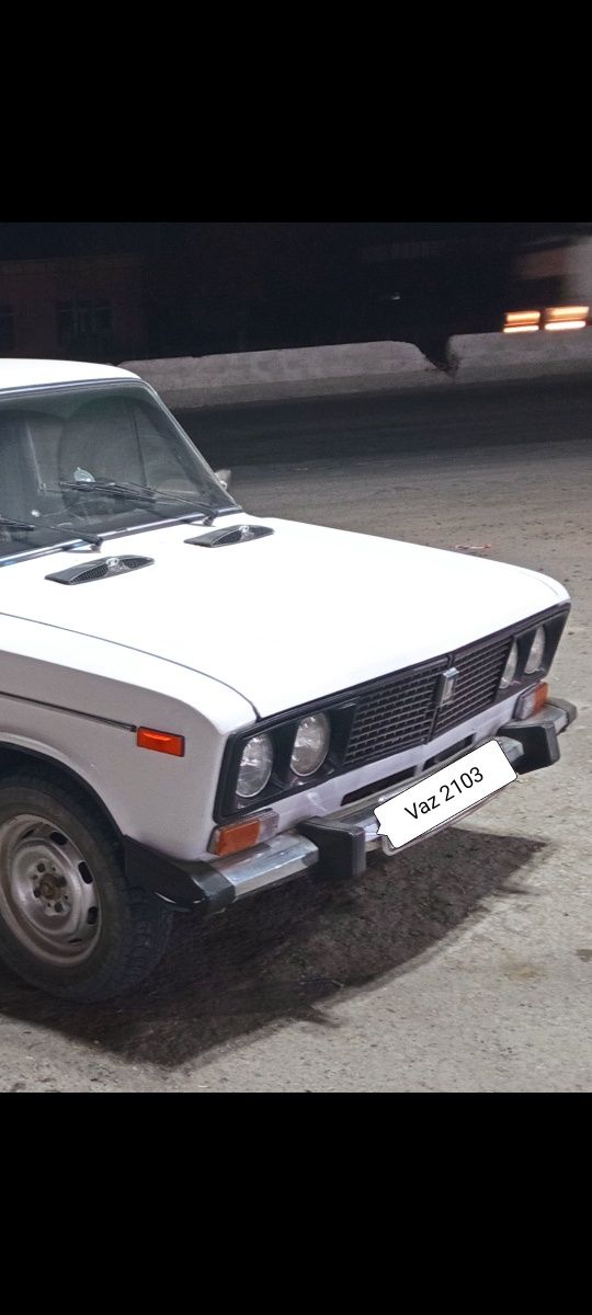 Vaz 2103 sotiladi