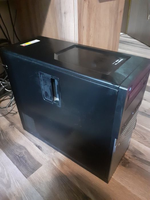 Настолен компютър