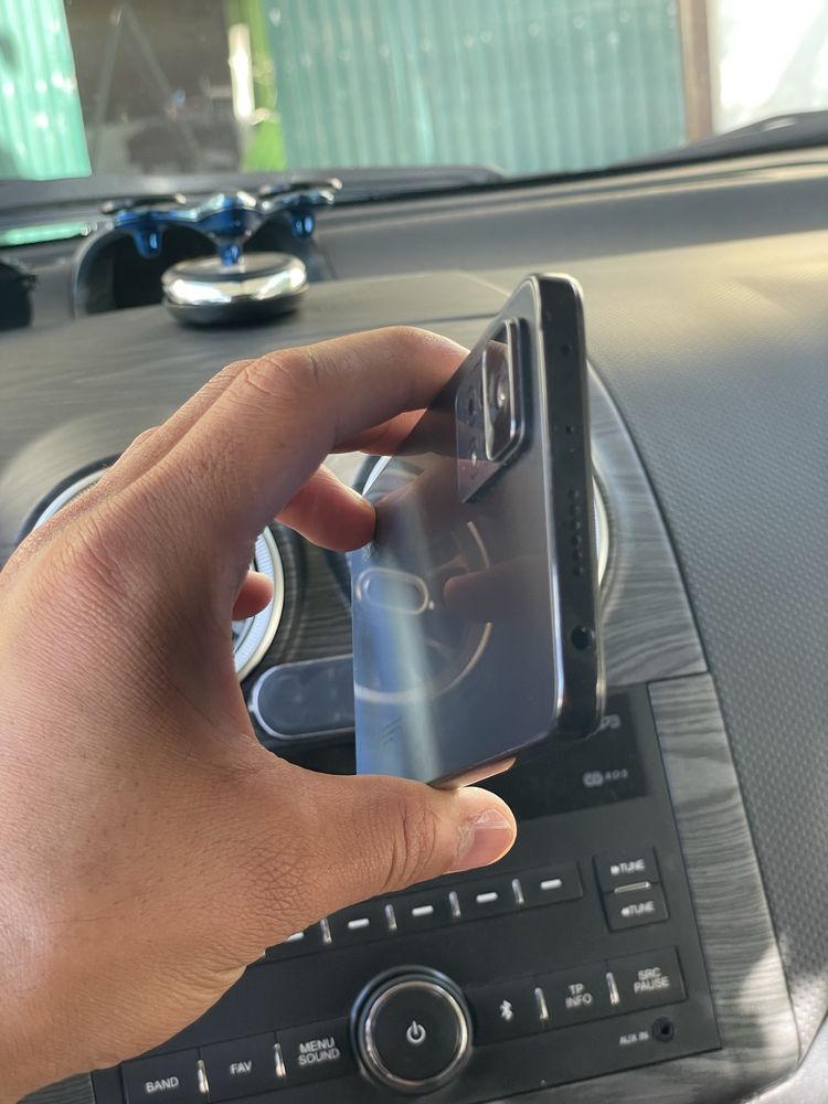 Redmi note 11 Pro yangi karobka dakument 6/128 xotira
