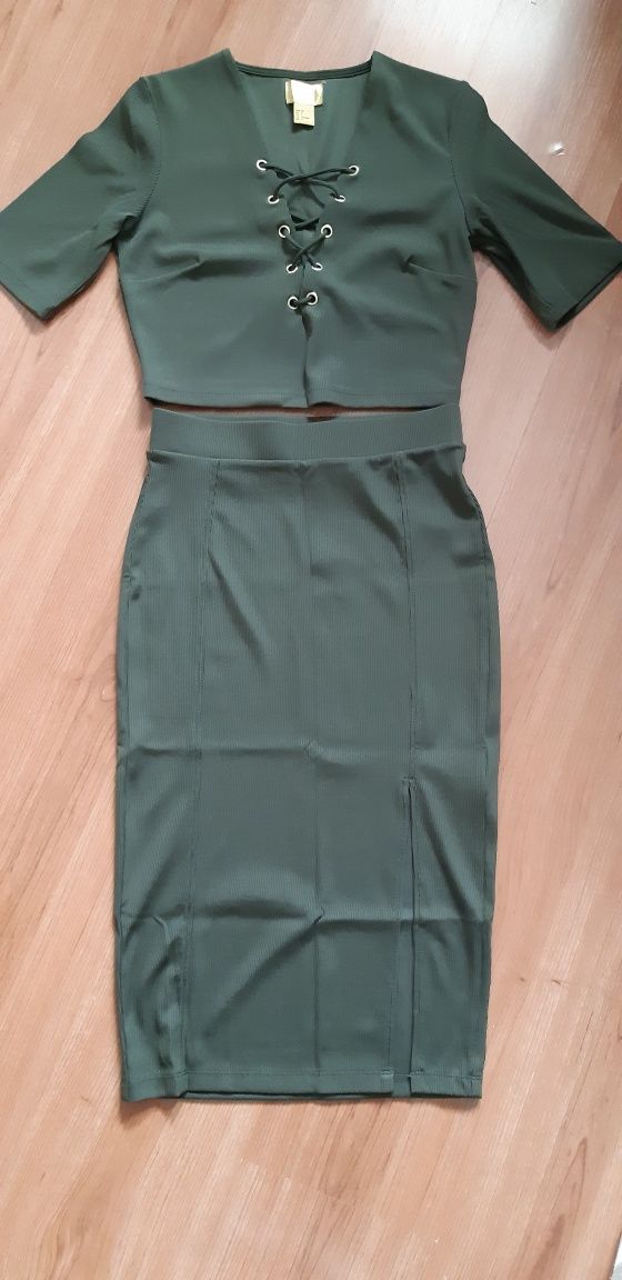 Compleu nou H&M,top si fusta