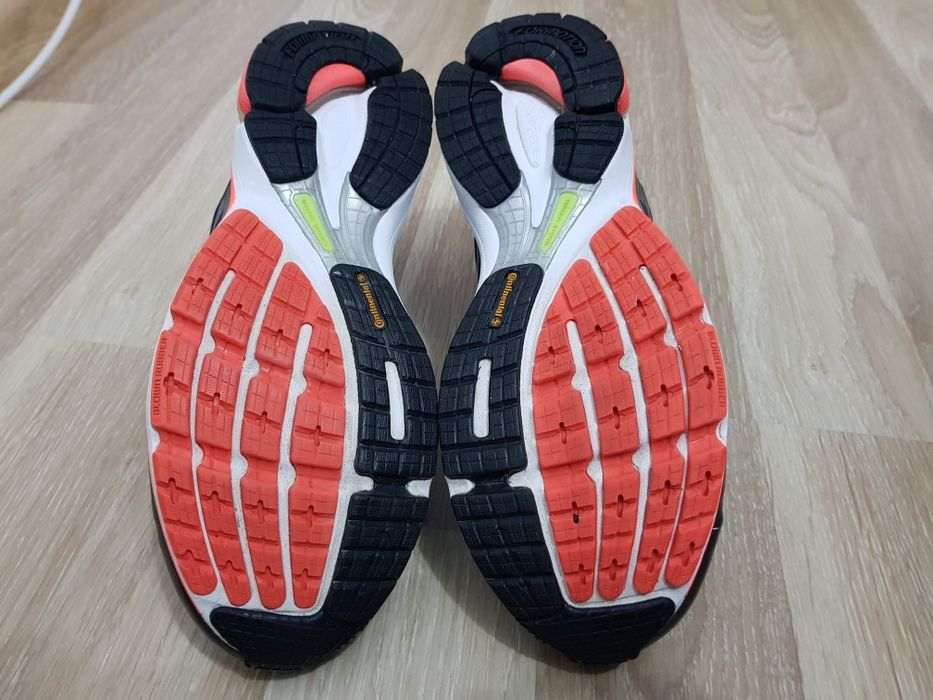 Adidasi Adidas Supernova mărimea 42 nike jordan boost