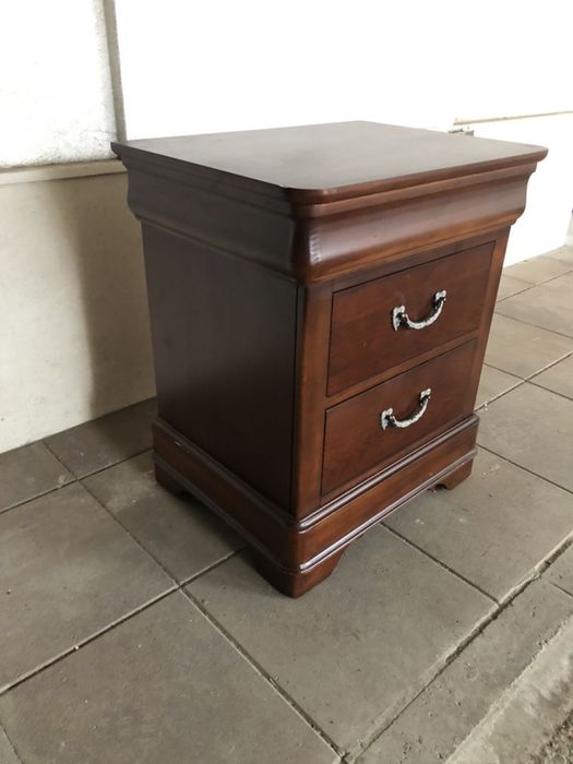 нощни шкафчета Drexel Heritage/LOUIS PHILIPPE