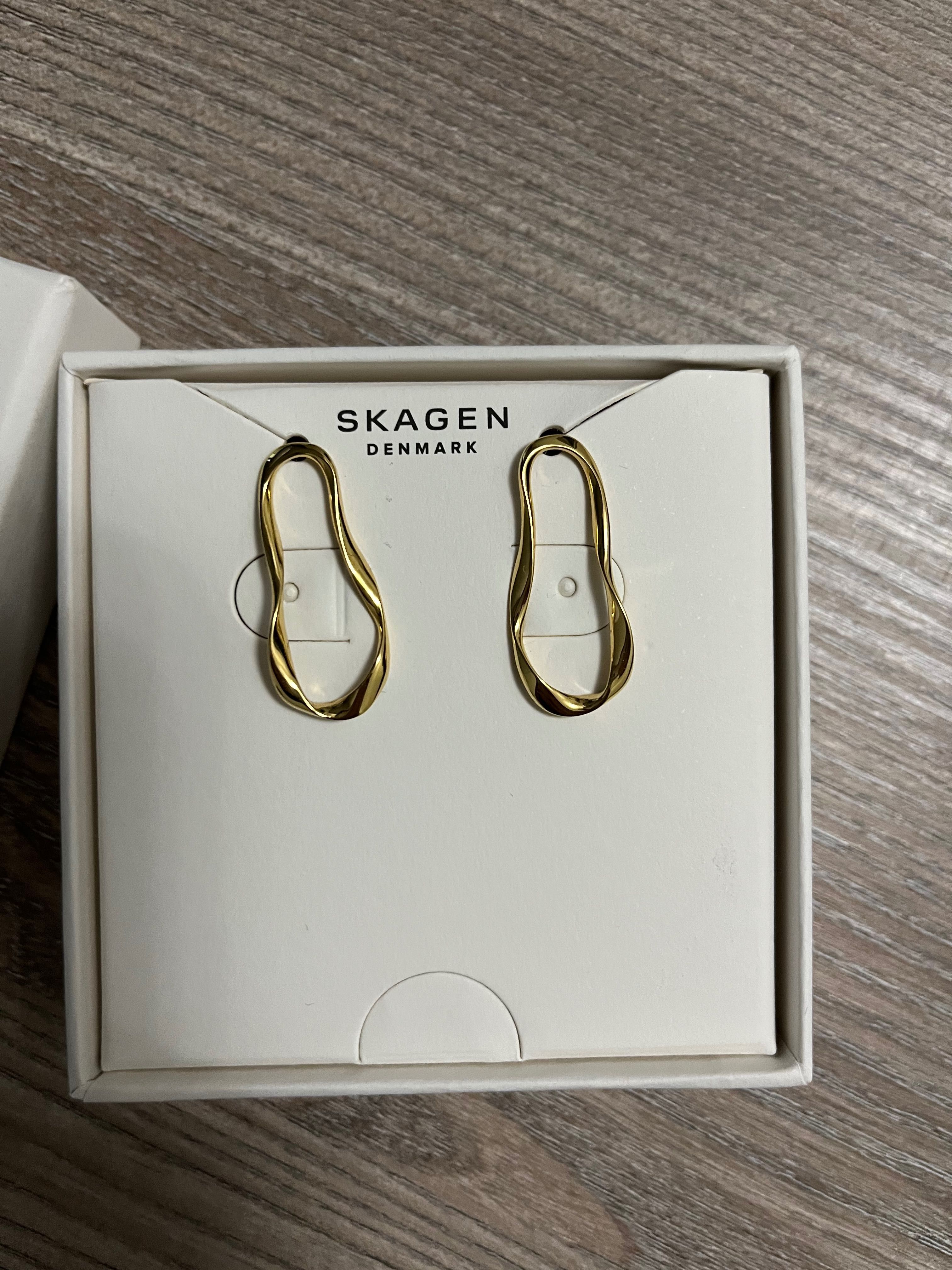 Обици в златно Skagen