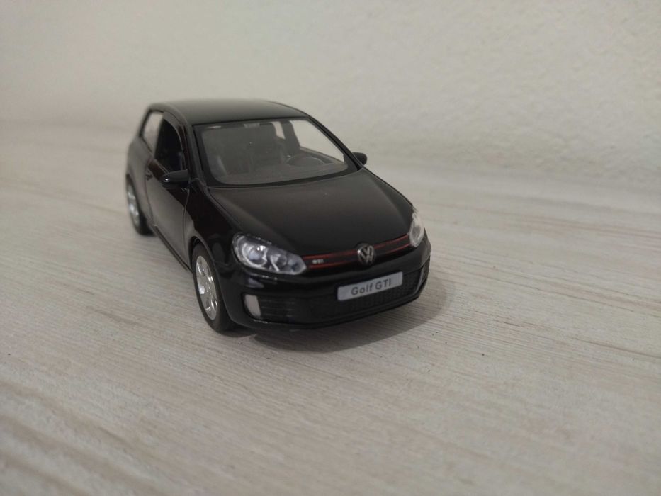Метална количка Volkswagen Golf  GTI !!!