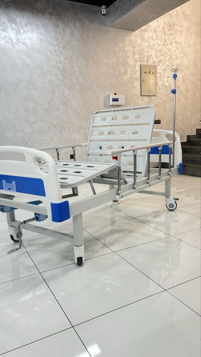 Медицинская кровать (2 функции, механическая)