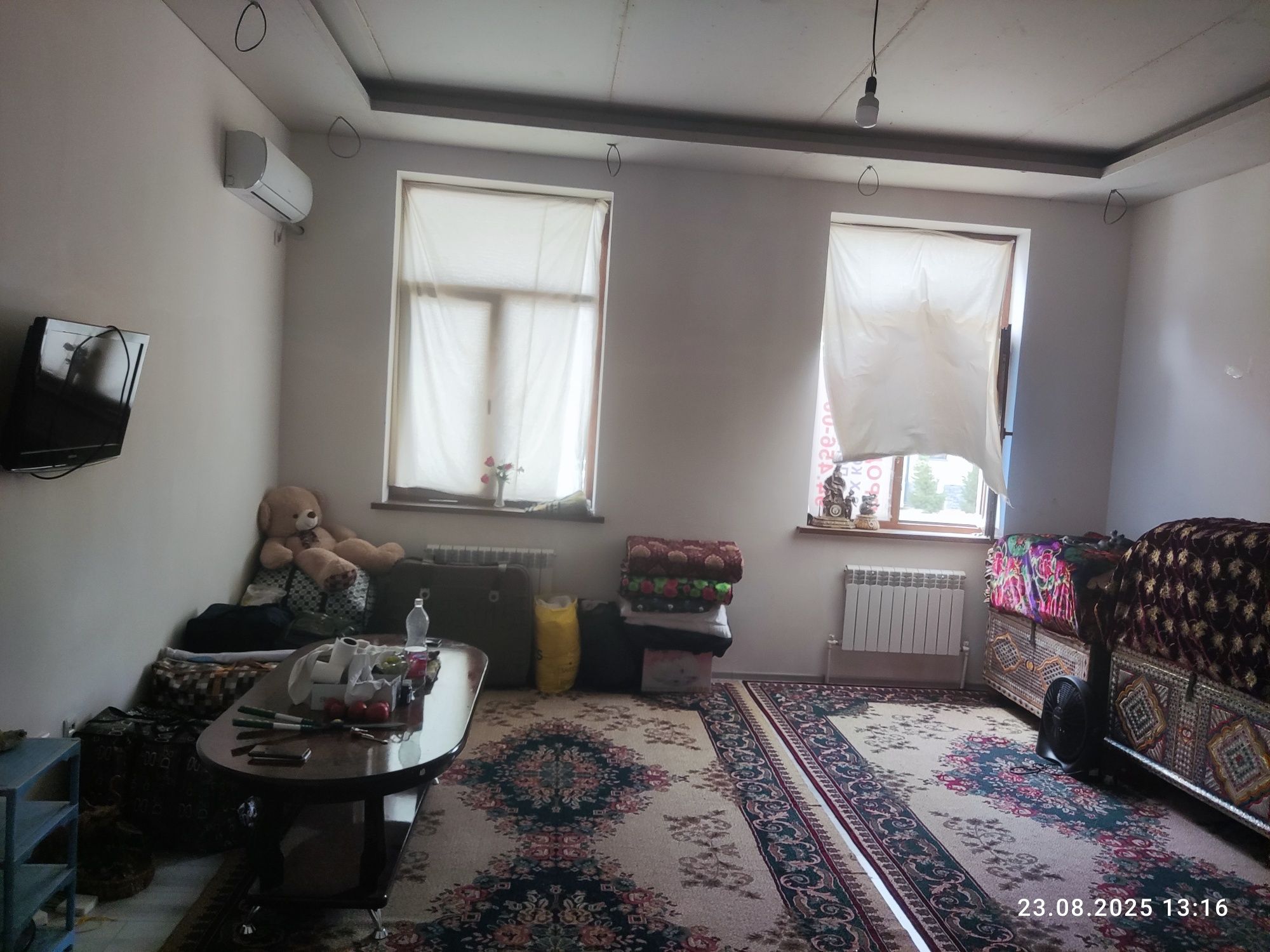 Продае́тся квартира